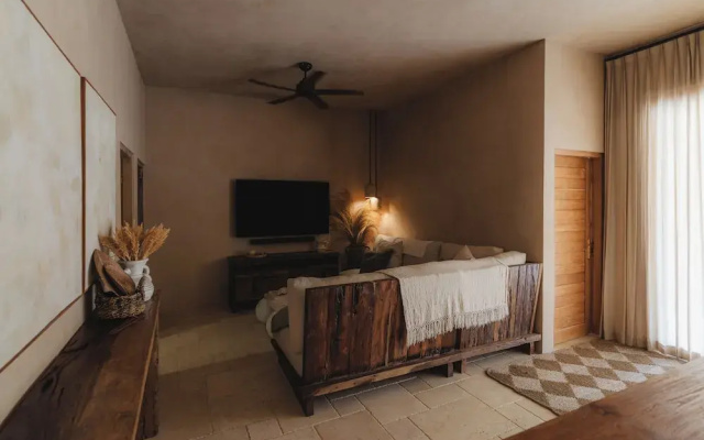 3BR Villa Bohemian Elegance, 2mins to Ulu Beach