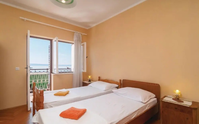 Amazing Home in Jesenice Bajnice With Wifi and 2 Bedrooms