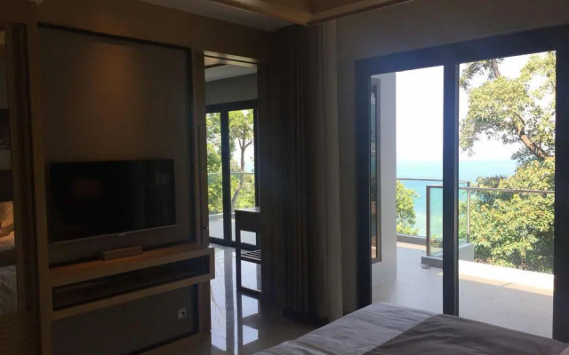 Patong Beach Luxury Hotel Apartment
