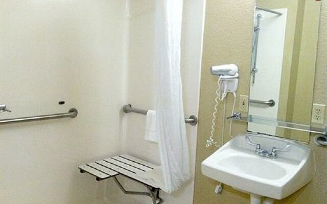 Country Inn & Suites By Carlson, Columbus North, OH