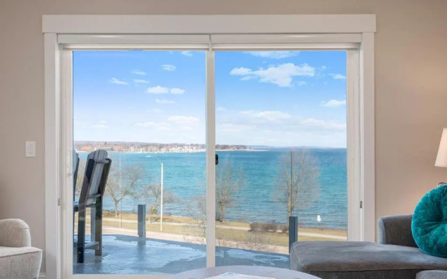 Kasa 539 Bay Street Traverse City