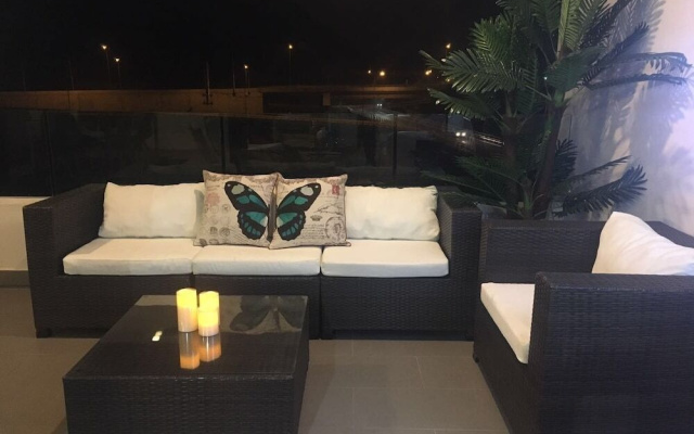Departamento blanco en Las Condes