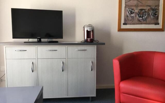 Face Aparthotel