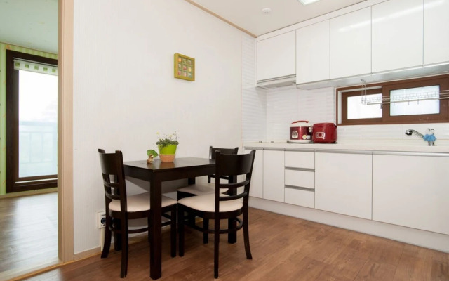 Daebudo Sea and Pine Pension