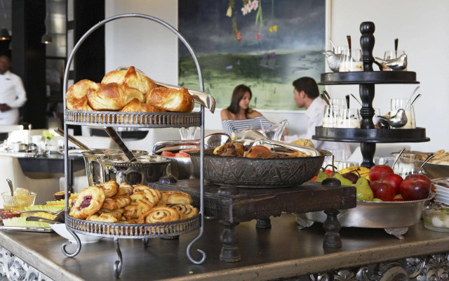 Queen Victoria Hotel