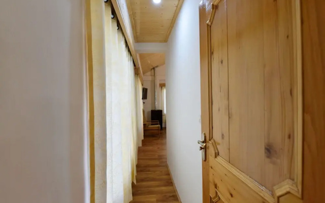 OYO 13351 Home Lavish 2BHK Hadimba Temple