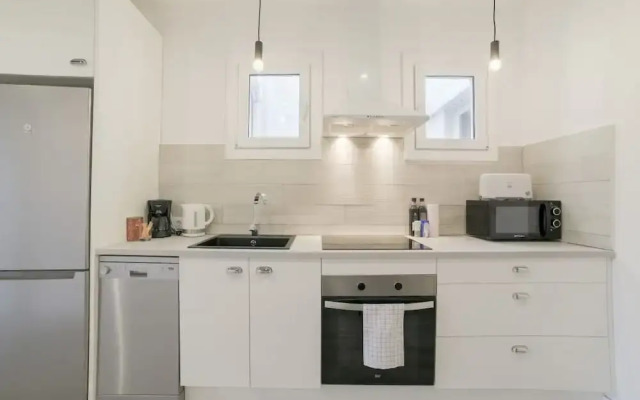 Modern & Chic 2 Bed Apt in Lesseps