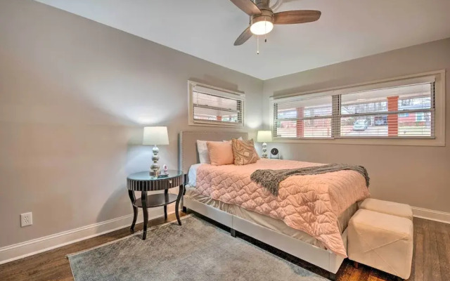 Atlanta Retreat w/ Deck in Greenbriar Area!