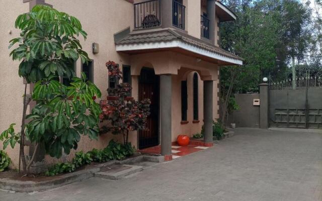 Palm Airport Suites