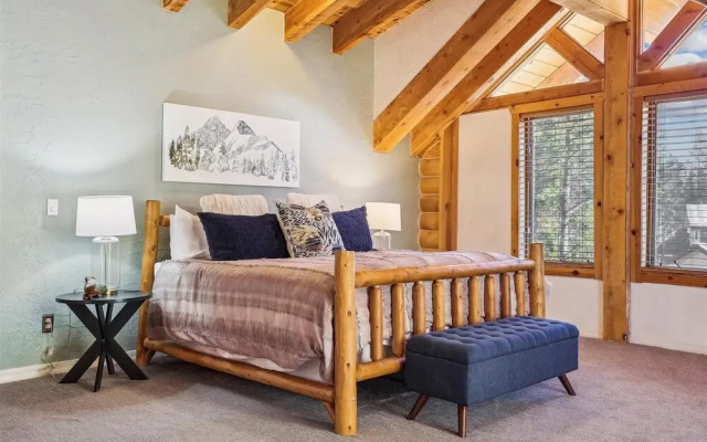 American Way Chalet 5 Bedroom Home