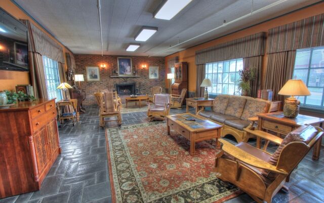 The Historic Gatlinburg Inn