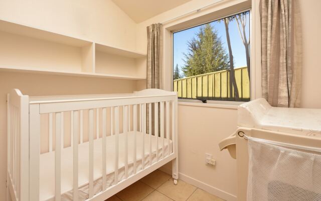 45 Conical Hill Road