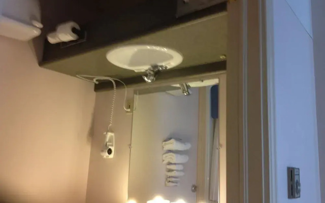 Seawinds Motel & Cottages