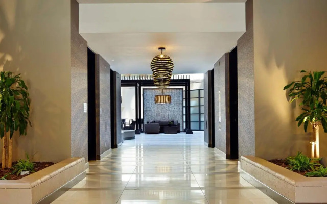 Crystal City 203