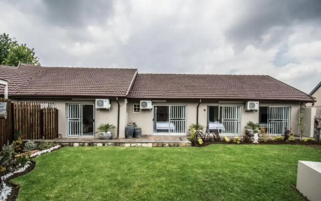 Up21 Guest House