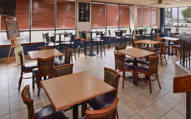 New Victorian Inn & Suites Omaha