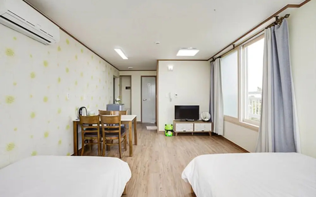 Seogwipo Seongsan Lie Pension