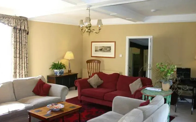 Poplars Farmhouse B&B