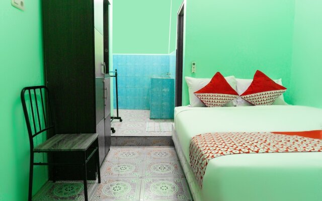 OYO 3095 Semarapura Homestay