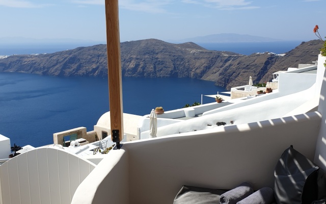 Galaxy Suites & Villas