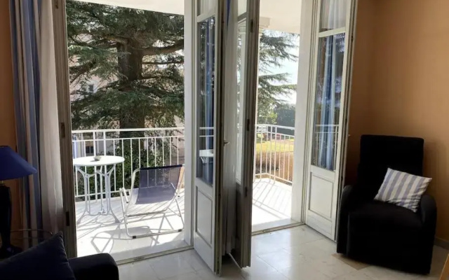 Beautiful apartment with direct access to Lake Lugano