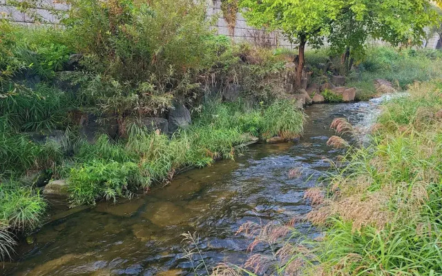 2U Hostel & Guest House