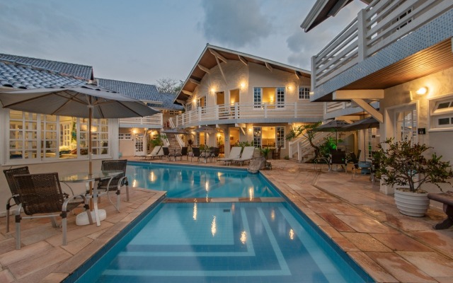 Pauba Beach Hotel