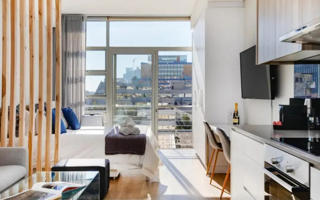 Trendy New York Style Apartment near Table Mountain