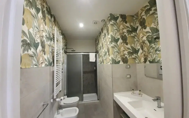Monza City Rooms & Studios