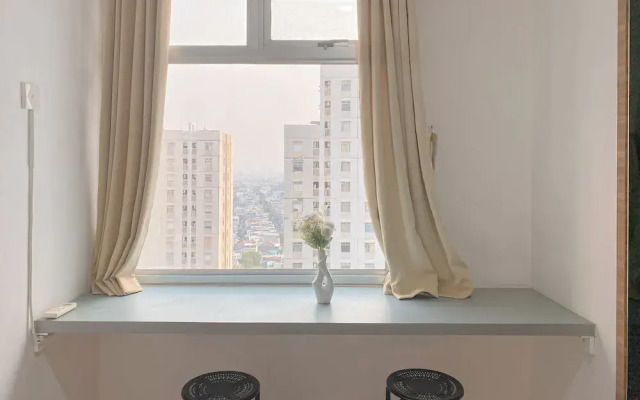 Minimalist and Cozy 1BR Green Bay Pluit Apartment