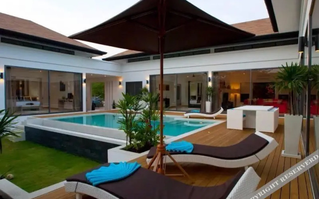Evaluna Villa