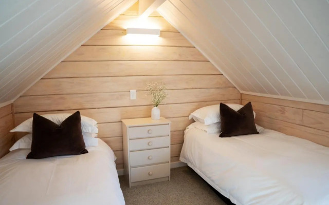 Beach Lodge