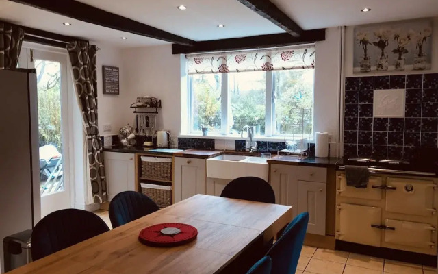 3 Bedroom Country Retreat - Dogs Welcome