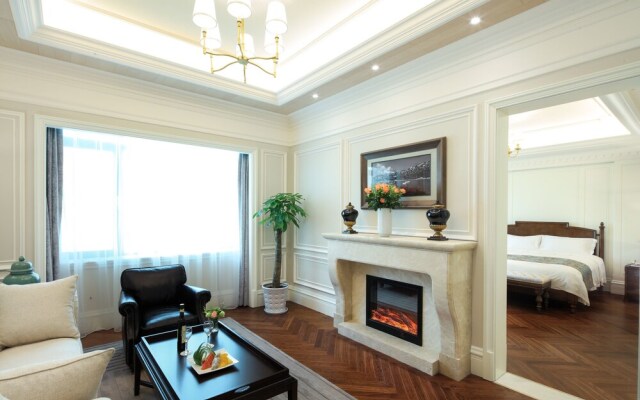 Qingdao Laoshan Bay Hotel