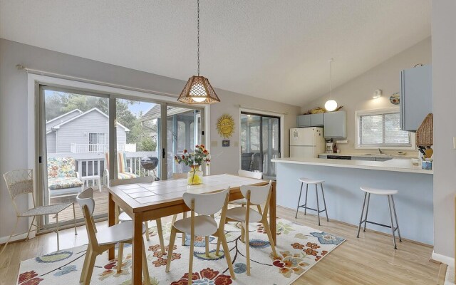 Blues Away by Long & Foster