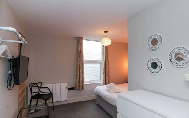 Apt 8 @ Hunter's Quay