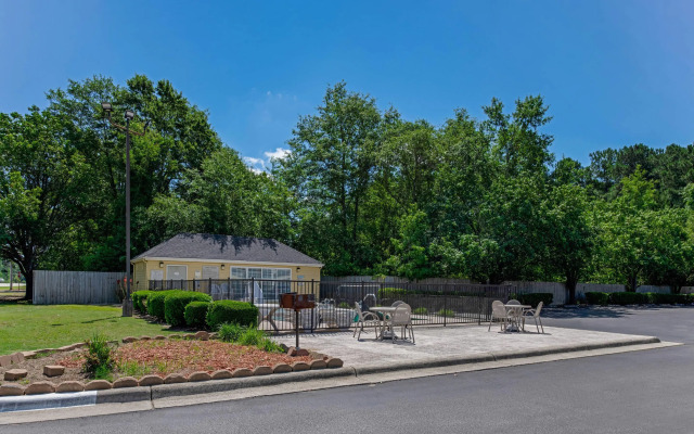 Quality Inn Laurinburg