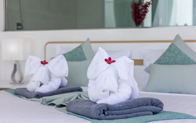 Chaweng Noi Luxury Morden 4-BR Dream Villa