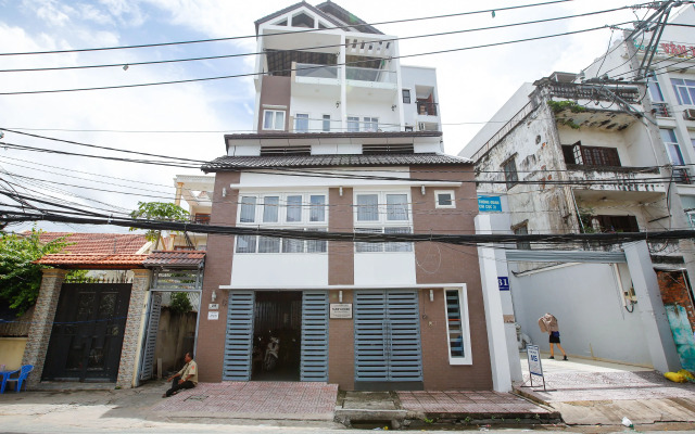 Sunflower Boutique Studio Apartment