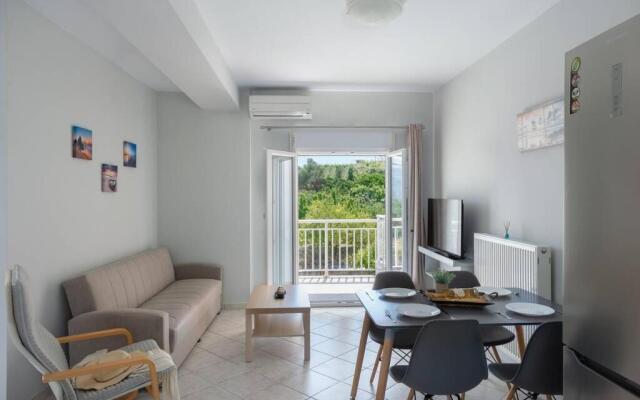 Lagadi Apartment 6