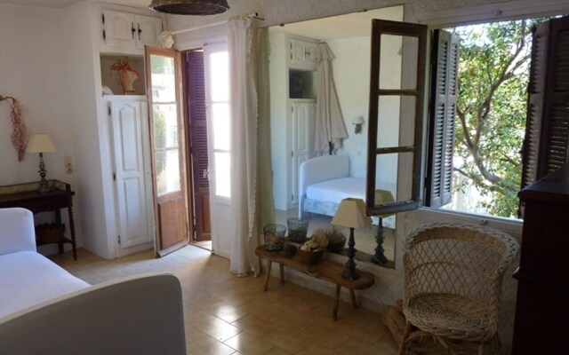 House With in Centuri With Wonderful sea View Furnished T