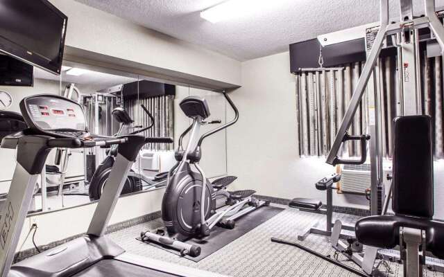 Quality Inn & Suites Ankeny - Des Moines