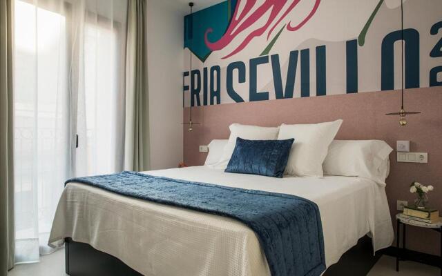 Feria Pool & Luxury