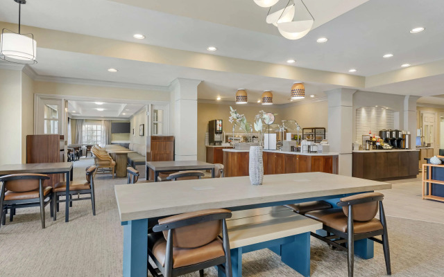 Sonesta ES Suites Dulles Airport