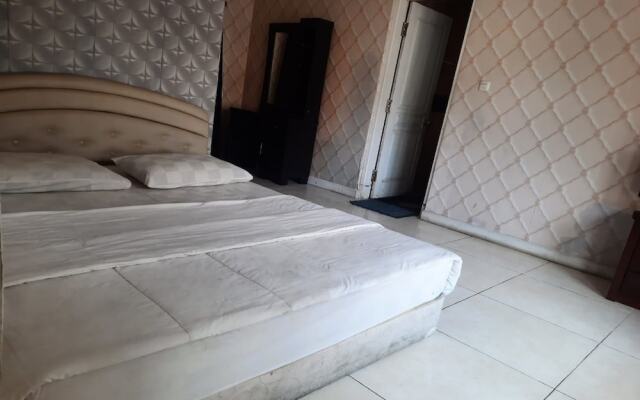 OYO 93833 Habitat Stay