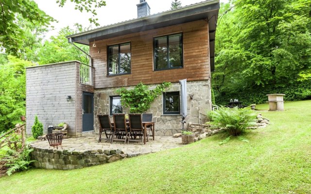 Spacious Chalet with Fenced Garden in Forest in Vieuxville
