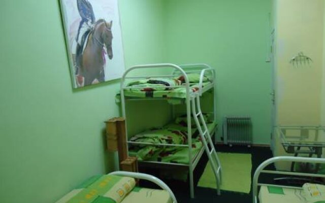 Hostel Golden Gates
