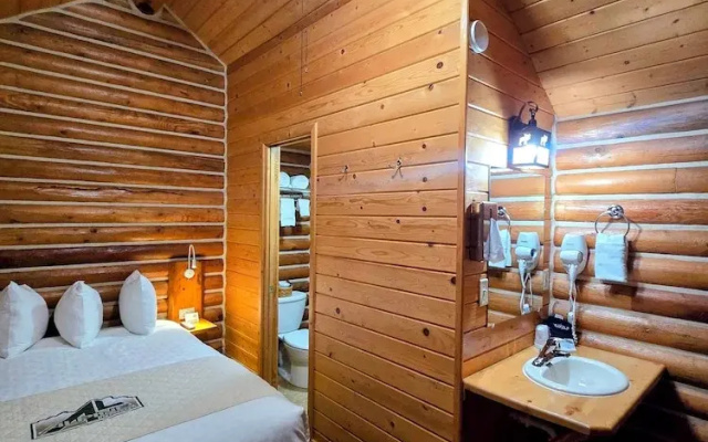 Alpine Lodge