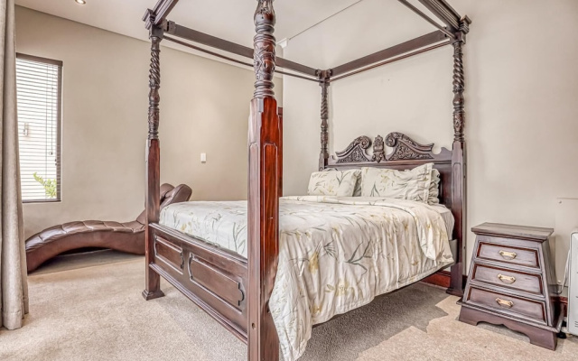 Executive 4-Bedroom Home