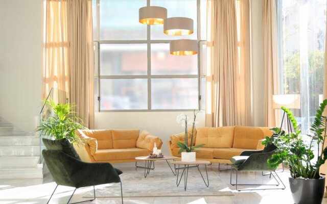 B4B Athens Signature Hotel